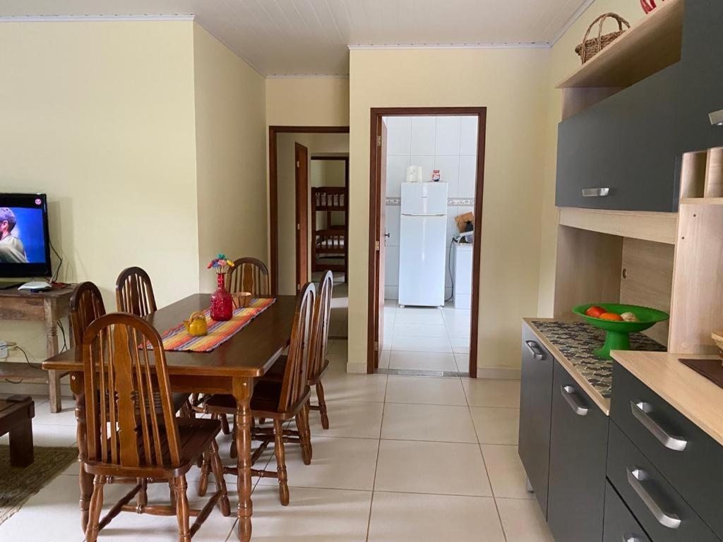 Lumiar Casa Solar Churrasqueira Com 3 Quartos Sendo Um Suite Arejada, Jardim A 700M Do Centro ภายนอก รูปภาพ